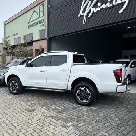 NISSAN Frontier 2.5 16V PLATINUM 4X4 TURBO DIESEL CABINE DUPLA AUTOM�TICO, Foto 9