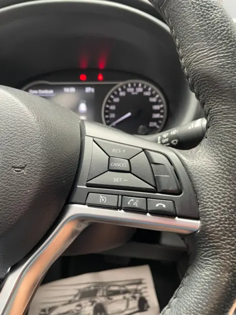 NISSAN Kicks 1.6 16V 4P FLEXSTART SL X-TRONIC AUTOM�TICO CVT, Foto 3