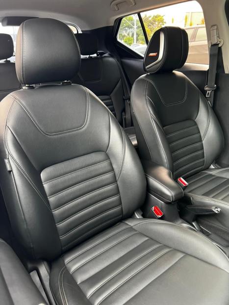 NISSAN Kicks 1.6 16V 4P FLEXSTART EXCLUSIVE XTRONIC AUTOM�TICO CVT, Foto 9