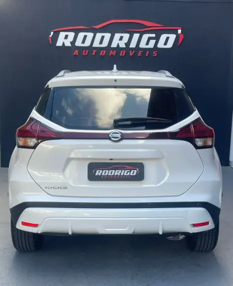 NISSAN Kicks 1.6 16V 4P FLEXSTART EXCLUSIVE XTRONIC AUTOM�TICO CVT, Foto 2