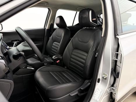 NISSAN Kicks 1.6 16V 4P FLEXSTART EXCLUSIVE XTRONIC AUTOM�TICO CVT, Foto 14