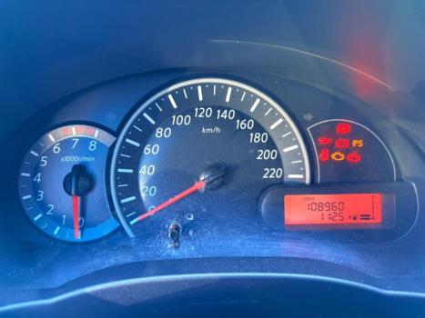 NISSAN March 1.0 16V 4P FLEX, Foto 17