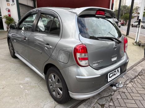 NISSAN March 1.6 16V 4P SR FLEX, Foto 12