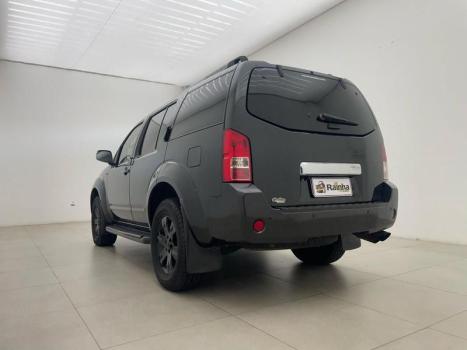 NISSAN Pathfinder 2.5 4P LE 4X4 TURBO DIESEL INTERCOOLER AUTOM�TICO, Foto 3