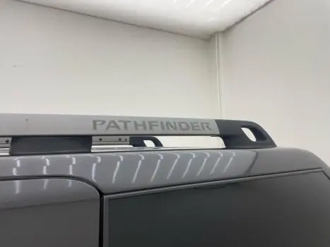 NISSAN Pathfinder 2.5 4P LE 4X4 TURBO DIESEL INTERCOOLER AUTOM�TICO, Foto 8