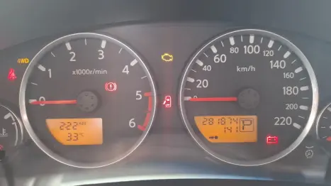 NISSAN Pathfinder 2.5 4P LE 4X4 TURBO DIESEL INTERCOOLER AUTOM�TICO, Foto 19