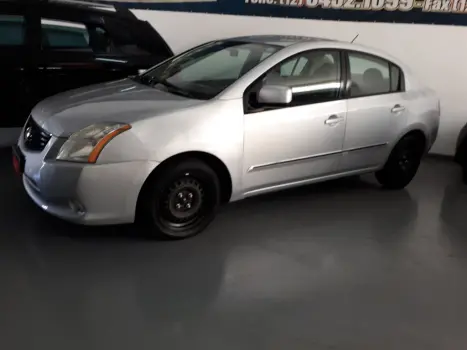 NISSAN Sentra 2.0  16V 4P S FLEX AUTOM�TICO CVT, Foto 2