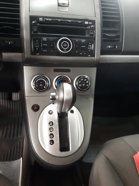 NISSAN Sentra 2.0  16V 4P S FLEX AUTOM�TICO CVT, Foto 6