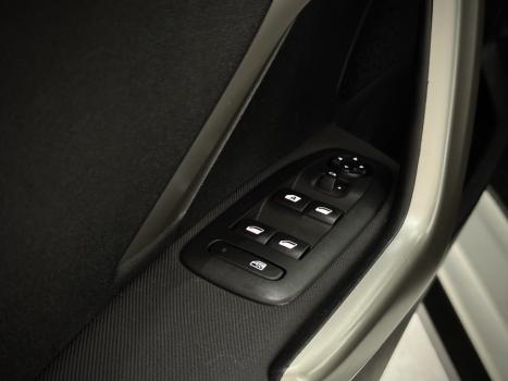 PEUGEOT 2008 1.6 16V 4P FLEX ALLURE AUTOM�TICO, Foto 9