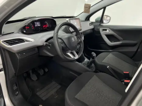 PEUGEOT 208 1.2 12V 4P ACTIVE FLEX, Foto 6