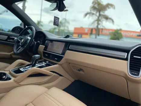 PORSCHE Cayenne 3.0 V6 32V 4P S COUP� E-HYBRIDO PLATINUM EDITION AWD AUTOM�TICO TIPTRONIC, Foto 9