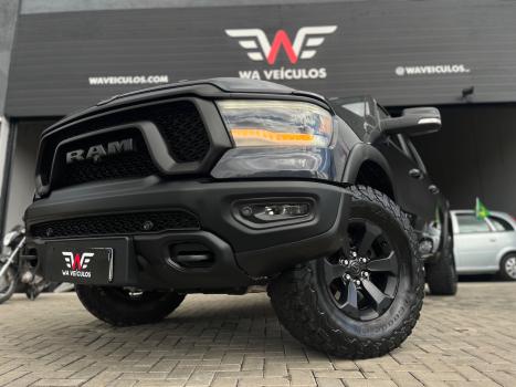RAM 1500 5.7 V8 REBEL CABINE DUPLA 4X4 AUTOM�TICO, Foto 3