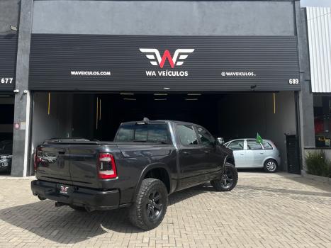 RAM 1500 5.7 V8 REBEL CABINE DUPLA 4X4 AUTOM�TICO, Foto 5