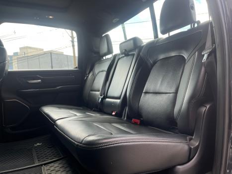 RAM 1500 5.7 V8 REBEL CABINE DUPLA 4X4 AUTOM�TICO, Foto 8