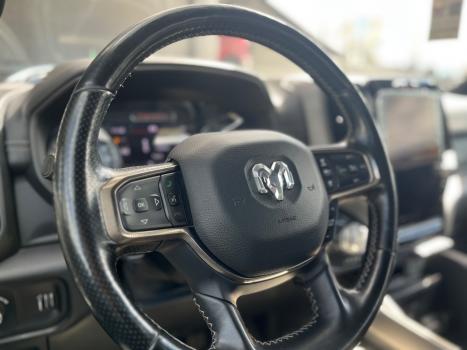 RAM 1500 5.7 V8 REBEL CABINE DUPLA 4X4 AUTOM�TICO, Foto 10