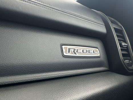 RAM 1500 5.7 V8 REBEL CABINE DUPLA 4X4 AUTOM�TICO, Foto 16
