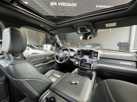 RAM 1500 5.7 V8 REBEL CABINE DUPLA 4X4 AUTOM�TICO, Foto 24