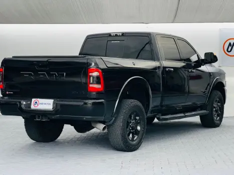 RAM 2500 6.7 I6 24V SLT CABINE DUPLA TURBO DIESEL LARAMIE 4X4 AUTOMTICO, Foto 5