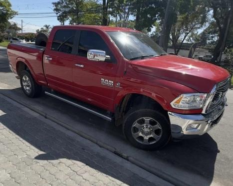 RAM 2500 6.7 I6 24V SLT CABINE DUPLA TURBO DIESEL LARAMIE 4X4 AUTOMÁTICO, Foto 7 RAM 2500 6.7 I6 24V SLT CABINE DUPLA TURBO DIESEL LARAMIE 4X4 AUTOMÁTICO, Foto 7