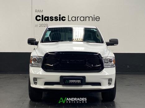 RAM Classic 5.7 V8 32V 4P HEMI LARAMIE AUTOMTICO, Foto 2
