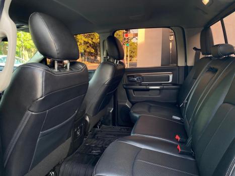 RAM Classic 5.7 V8 32V 4P HEMI LARAMIE AUTOMTICO, Foto 7
