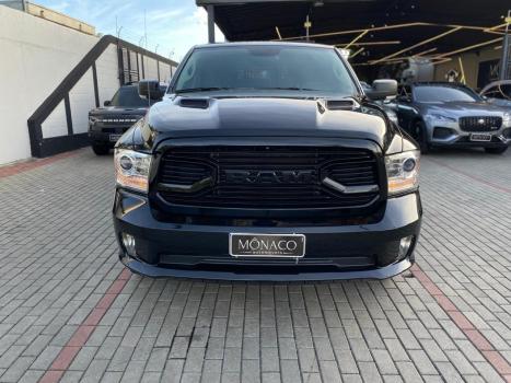 RAM Classic 5.7 V8 32V 4P HEMI LARAMIE AUTOM�TICO, Foto 2