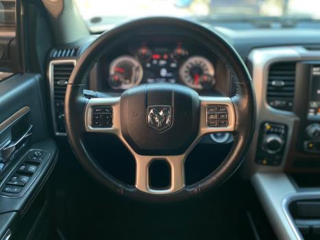 RAM Classic 5.7 V8 32V 4P HEMI LARAMIE AUTOM�TICO, Foto 11