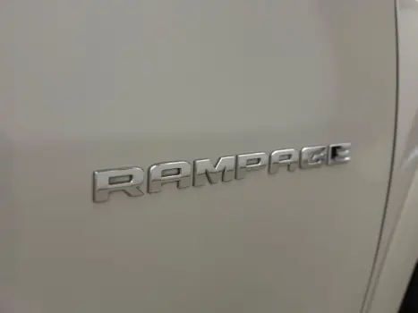 RAM Rampage 2.0 4P TURBO DIESEL LARAMIE 4X4 AUTOM�TICO, Foto 8