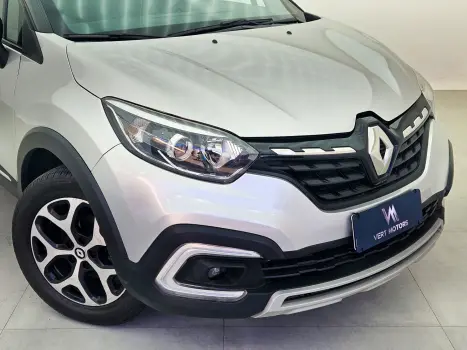 RENAULT Captur 1.3 16V 4P FLEX TCE INTENSE TURBO X-TRONIC AUTOMÁTICO CVT, Foto 2 RENAULT Captur 1.3 16V 4P FLEX TCE INTENSE TURBO X-TRONIC AUTOMÁTICO CVT, Foto 2