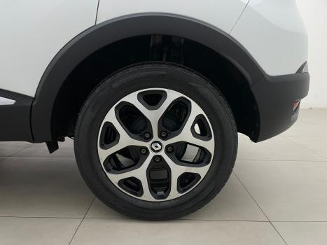 RENAULT Captur 1.3 16V 4P FLEX TCE INTENSE TURBO X-TRONIC AUTOM�TICO CVT, Foto 8