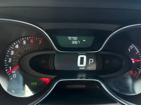 RENAULT Captur 1.6 16V 4P FLEX SCE LIFE X-TRONIC CVT, Foto 4
