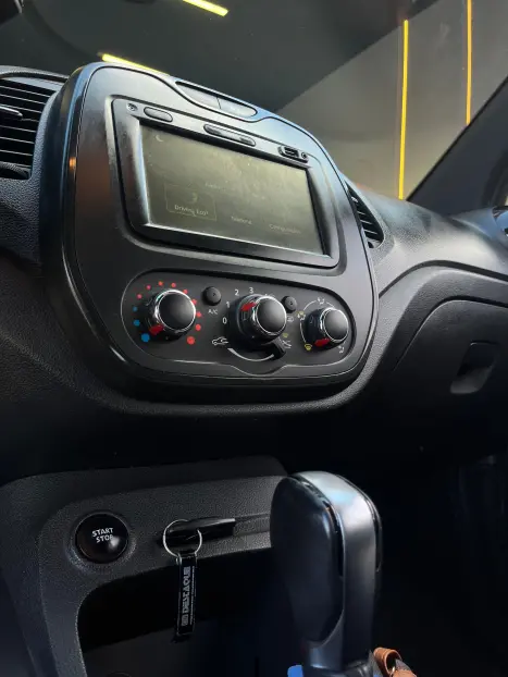 RENAULT Captur 1.6 16V 4P FLEX SCE LIFE X-TRONIC CVT, Foto 10