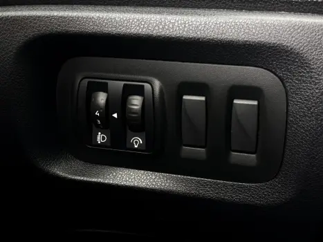 RENAULT Captur 1.6 16V 4P FLEX SCE LIFE X-TRONIC CVT, Foto 10