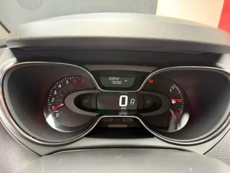 RENAULT Captur 1.6 16V 4P FLEX SCE INTENSE X-TRONIC CVT, Foto 13