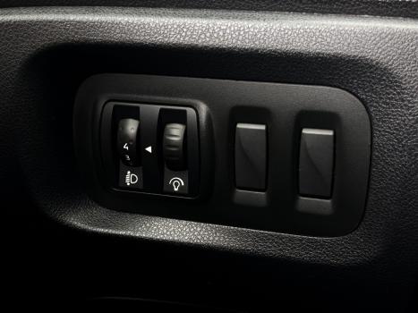 RENAULT Captur 1.6 16V 4P FLEX SCE LIFE X-TRONIC CVT, Foto 14