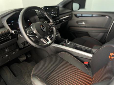 RENAULT Clio Sedan 1.0 16V 4P, Foto 5