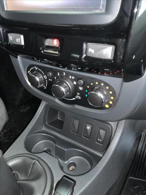 RENAULT Duster 1.6 16V 4P FLEX DYNAMIQUE AUTOMTICO CVT, Foto 14