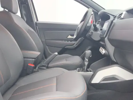 RENAULT Duster 1.6 16V 4P FLEX SCE ICONIC X-TRONIC AUTOM�TICO, Foto 16