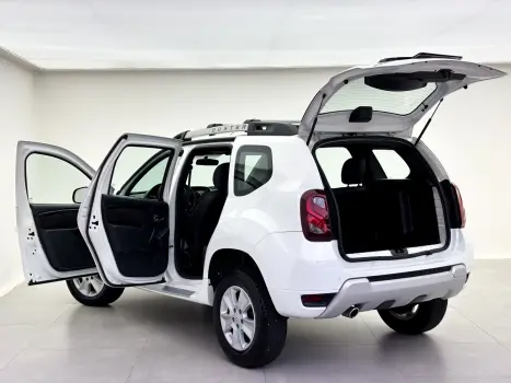 RENAULT Duster 2.0 16V 4P FLEX DYNAMIQUE, Foto 7 RENAULT Duster 2.0 16V 4P FLEX DYNAMIQUE, Foto 7