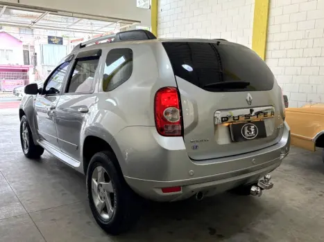 RENAULT Duster 2.0 16V 4P FLEX DYNAMIQUE AUTOM�TICO, Foto 16