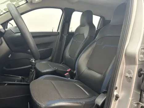 RENAULT Kwid 1.0 12V 4P SCE FLEX INTENSE, Foto 15