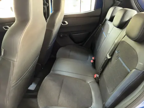 RENAULT Kwid 1.0 12V 4P SCE FLEX INTENSE, Foto 3 RENAULT Kwid 1.0 12V 4P SCE FLEX INTENSE, Foto 3