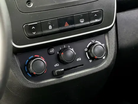 RENAULT Kwid 1.0 12V 4P SCE FLEX ZEN, Foto 9