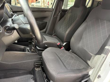 RENAULT Kwid 1.0 12V 4P SCE FLEX ZEN 2, Foto 6