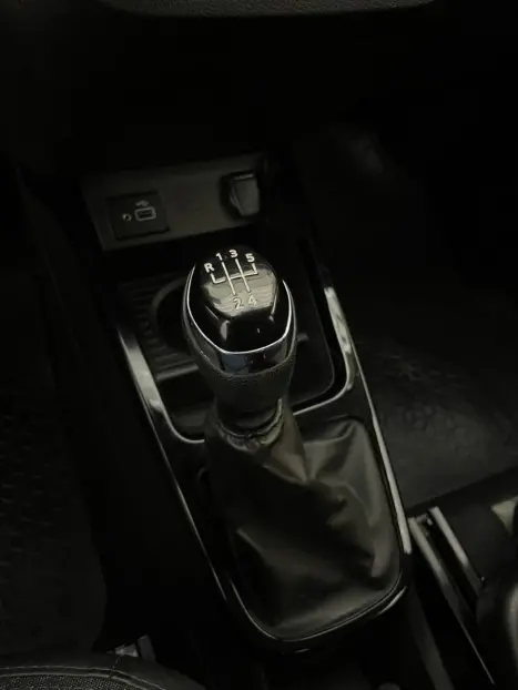 RENAULT Kwid 1.0 12V 4P SCE FLEX INTENSE, Foto 15