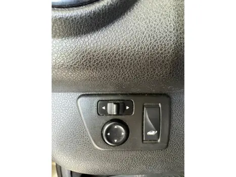 RENAULT Kwid 1.0 12V 4P SCE FLEX OUTSIDER, Foto 10