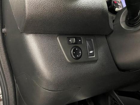 RENAULT Kwid 1.0 12V 4P SCE FLEX OUTSIDER, Foto 11