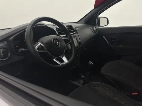 RENAULT Logan 1.0 12V 4P FLEX SCE ZEN, Foto 15