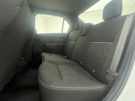 RENAULT Logan 1.0 12V 4P FLEX SCE ZEN, Foto 17