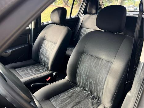 RENAULT Sandero 1.0 12V 4P FLEX SCE EXPRESSION, Foto 3 RENAULT Sandero 1.0 12V 4P FLEX SCE EXPRESSION, Foto 3